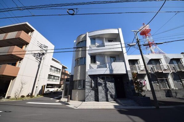 FIRST(ファースト)の物件内観写真